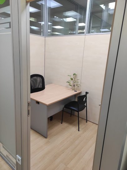 Foto de CMJ Gestoría Administrativa - Tráfico - Extranjería - Náutica - Madrid