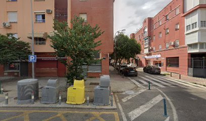 Foto de Gestoría Pulido Garcés Gestoría vehículos Sevilla