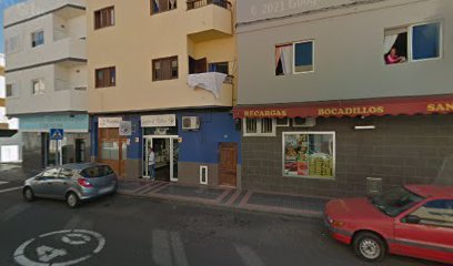 Foto de Low Cost Gestoría El Tablero